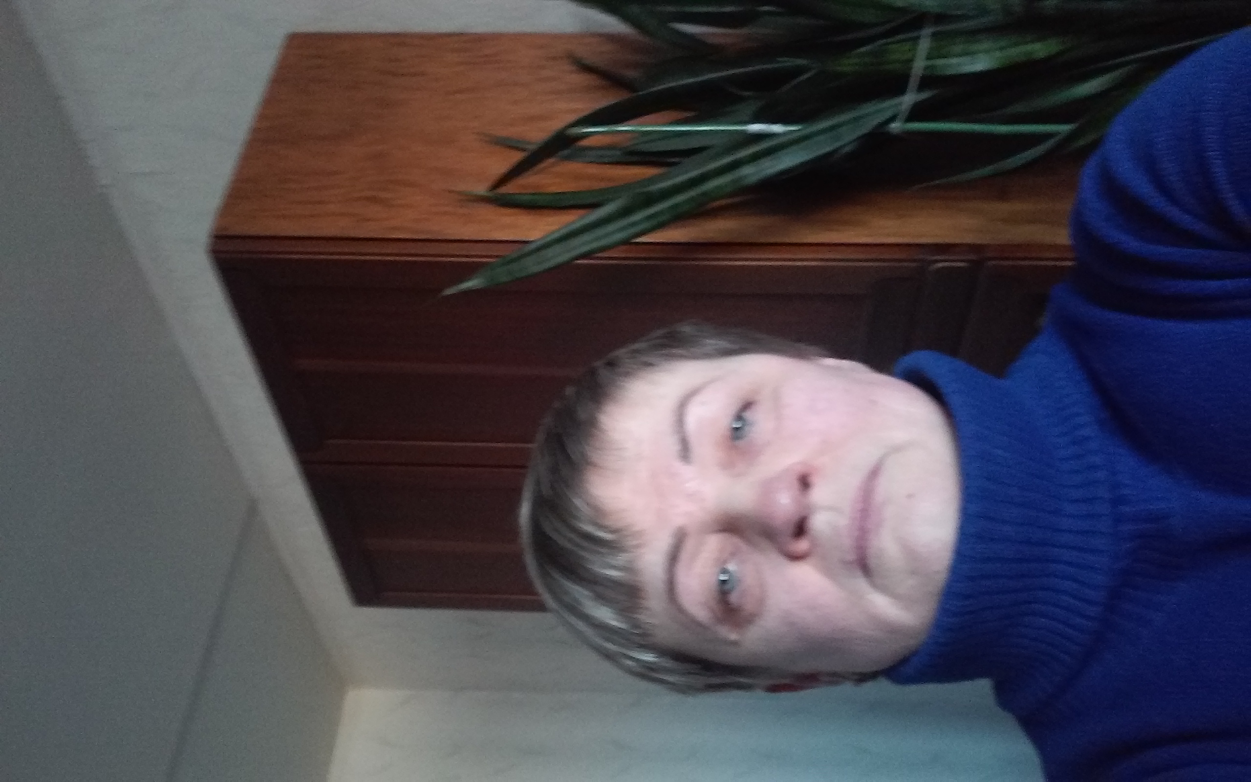 Mergina ieško vaikino