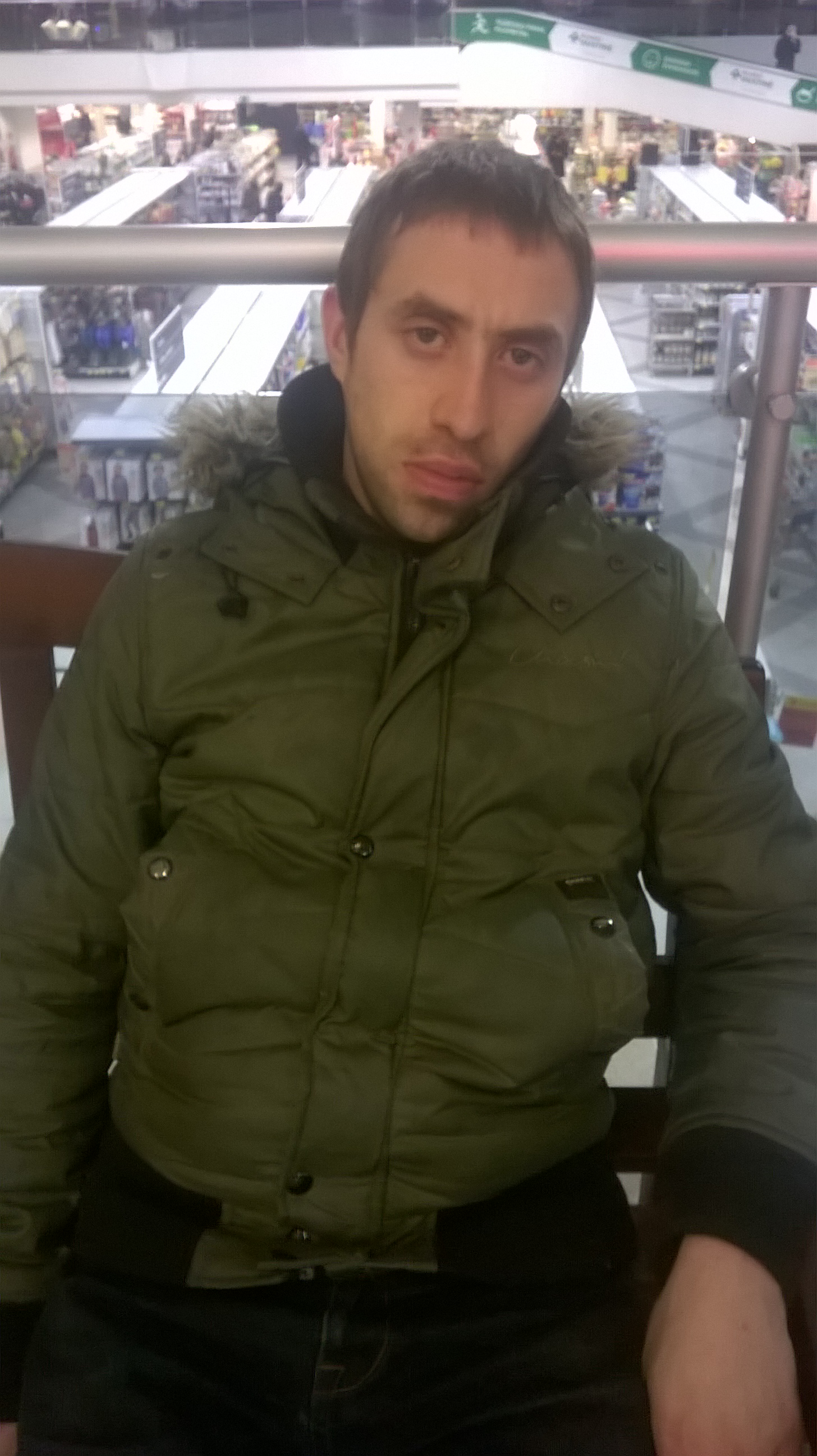 Vaikinas ieško merginos