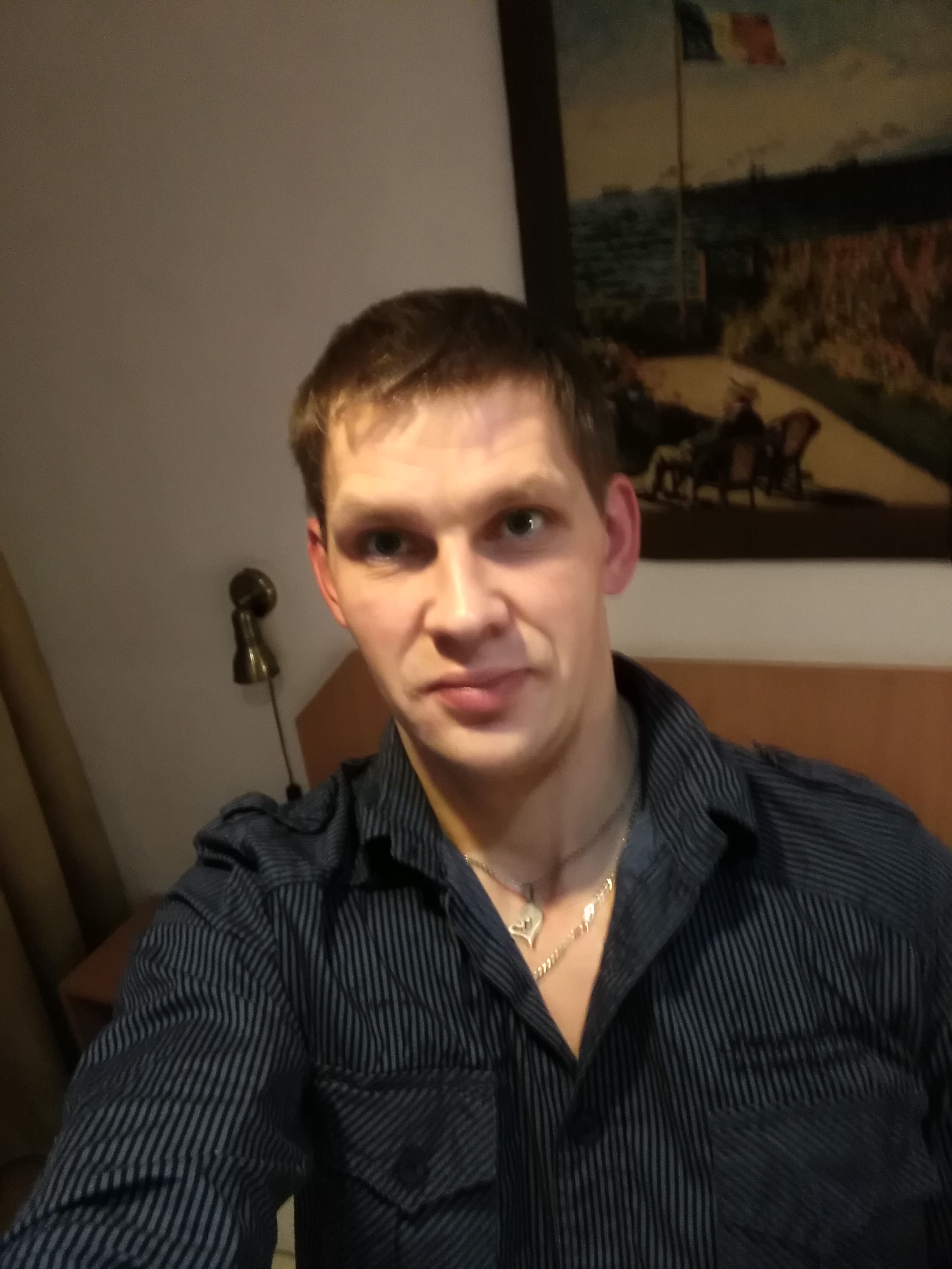 Mergina ieško vaikino