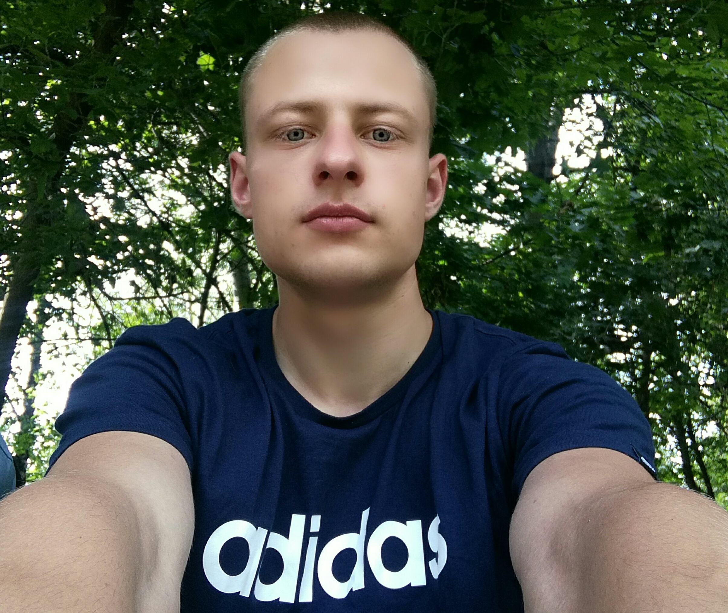 Vaikinas ieško merginos