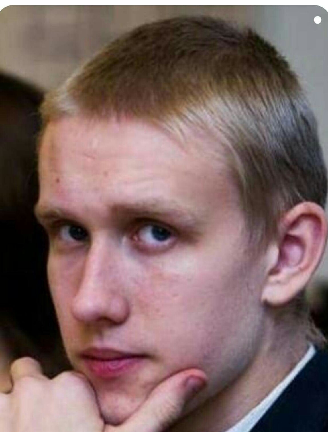 Vaikinas ieško merginos